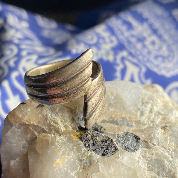 Sterling Silver Geometric Wrap Ring Unmarked - Picture 2 of 5